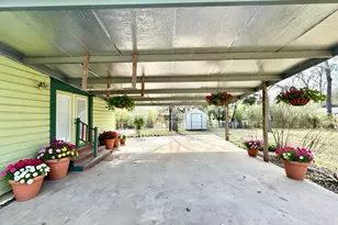 405 W Milam St, Livingston, TX 77351 - Photo 19