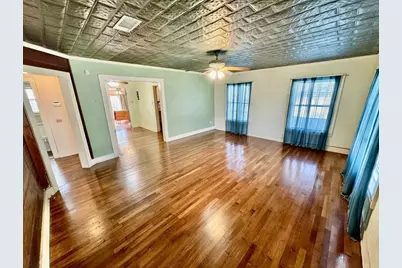 405 W Milam Street, Livingston, TX 77351 - Photo 3