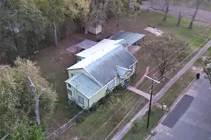 405 W Milam St, Livingston, TX 77351 - Photo 37