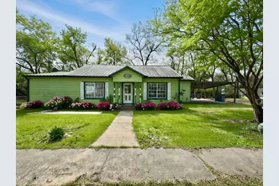 405 W Milam Street, Livingston, TX 77351 - Photo 1