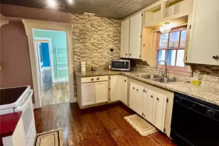 405 W Milam St, Livingston, TX 77351 - Photo 15