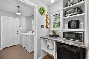 2103 Diane St, Pinehurst, TX 77362 - Photo 9