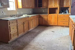 325 County Rd 201, Angleton, TX 77515 - Photo 15