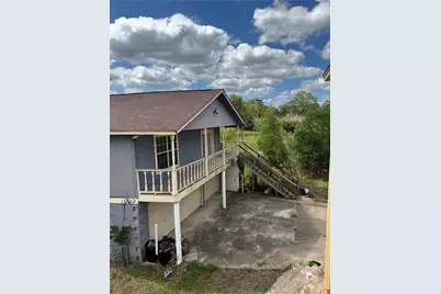 325 County Road 201, Angleton, TX 77515 - Photo 5