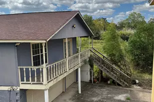 325 County Rd 201, Angleton, TX 77515 - Photo 5