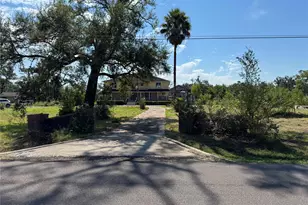 325 County Rd 201, Angleton, TX 77515 - Photo 3