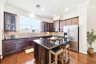 6363 Fairdale Ln, Houston, TX 77057 - Photo 9