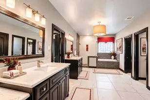 405 Old Orchard Dr, Dickinson, TX 77539 - Photo 19