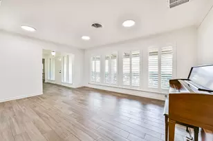 312 S 15th St, La Porte, TX 77571 - Photo 13