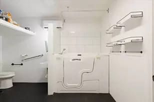 4701 W 43rd St, Houston, TX 77092 - Photo 27