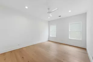 8555 Forum Dr, Houston, TX 77055 - Photo 25