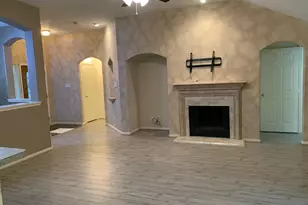 12918 Stratford Mill Ln, Sugar Land, TX 77498 - Photo 3