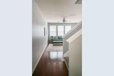 6 Scenic Brook Court, The Woodlands, TX 77382 - Photo 9