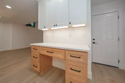 203 S Pathfinders Circle, Spring, TX 77381 - Photo 33