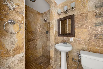 2141 Colquitt Street, Houston, TX 77098 - Photo 27