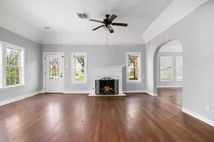 2141 Colquitt St, Houston, TX 77098 - Photo 7