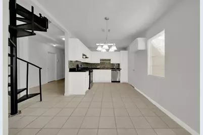 106 Hanover St, Houston, TX 77012 - Photo 5