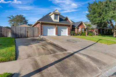 206 Summerwind Drive, Victoria, TX 77904 - Photo 41