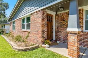 5206 6th St, Danbury, TX 77534 - Photo 3