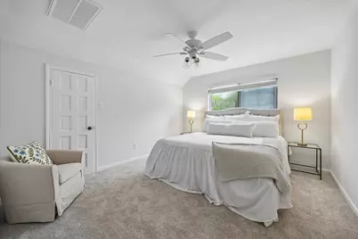 10935 Piping Rock Lane, Houston, TX 77042 - Photo 9