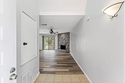 19 Hideaway Drive Drive, Friendswood, TX 77546 - Photo 3