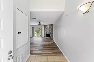 19 Hideaway Dr Dr, Friendswood, TX 77546 - Photo 3