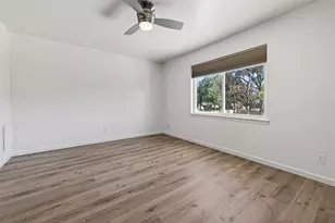 5530 Holly St, Houston, TX 77081 - Photo 19
