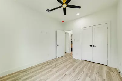7827 Brandon Street #A/B, Houston, TX 77051 - Photo 37