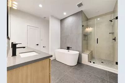 7827 Brandon Street #A/B, Houston, TX 77051 - Photo 23