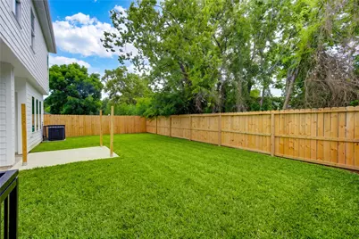 7827 Brandon Street #A/B, Houston, TX 77051 - Photo 39