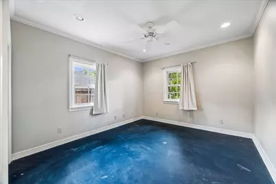 42 Patti Lynn Lane, Houston, TX 77024 - Photo 19