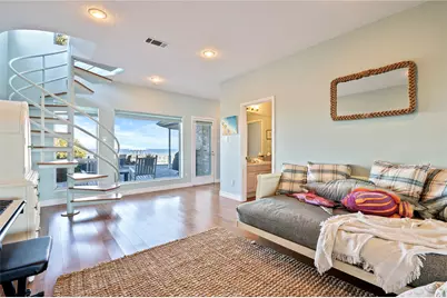 5123 W Bayshore Drive, Bacliff, TX 77518 - Photo 11