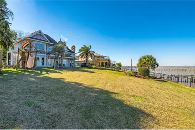 5123 W Bayshore Drive, Bacliff, TX 77518 - Photo 47