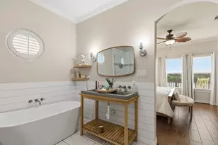 2009 Oceanview Dr, Seabrook, TX 77586 - Photo 17