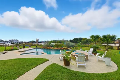 2009 Oceanview Drive, Seabrook, TX 77586 - Photo 29