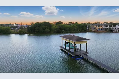 2009 Oceanview Drive, Seabrook, TX 77586 - Photo 5