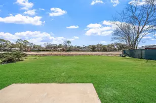 5607 Arncliffe Dr, Houston, TX 77088 - Photo 21