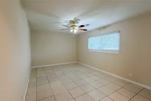 1808 Dolphin Dr, Seabrook, TX 77586 - Photo 7