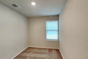 7315 Avila Vis, San Antonio, TX 78244 - Photo 9