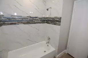 1617 Northwood St, Houston, TX 77009 - Photo 9