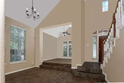 19 Patina Pines Place, The Woodlands, TX 77381 - Photo 5