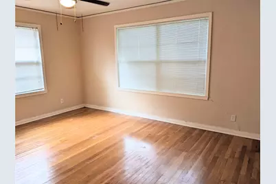 5559 Aspen Street, Bellaire, TX 77401 - Photo 9