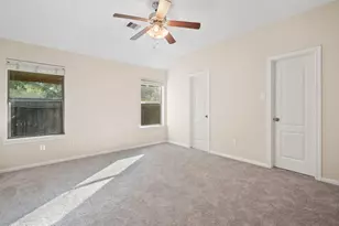 3027 Lockeridge Village Dr, Spring, TX 77386 - Photo 15