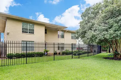 6832 Bellgreen #C, Houston, TX 77030 - Photo 1