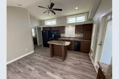 3127 Maverick Loop #26, Oyster Creek, TX 77541 - Photo 7