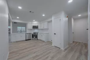 13210 Myrna Ln, Houston, TX 77015 - Photo 17