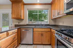 9302 Wandsworth Dr, Spring, TX 77379 - Photo 11