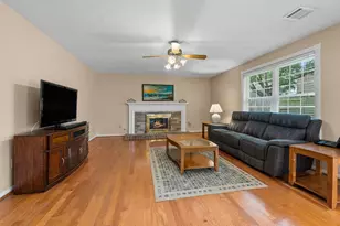 9302 Wandsworth Dr, Spring, TX 77379 - Photo 11