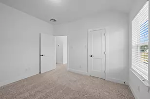 275 Mallards Rim Dr, Willis, TX 77318 - Photo 15