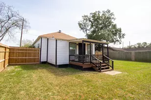 1819 Key St, Waller, TX 77484 - Photo 17